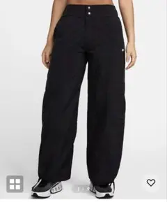 NIKE ハイウエストウーブンカーゴパンツ