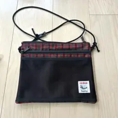 Item thumbnail for item 28a4b292-2b4a-48ab-abd6-875f4196a6ac