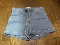 【美品】forever21デニムショートパンツ ライトブルー