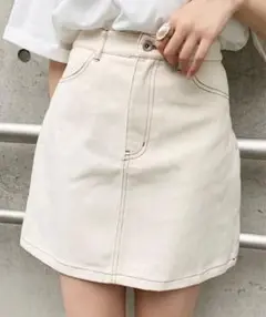 アプレジュール ミニスカート
