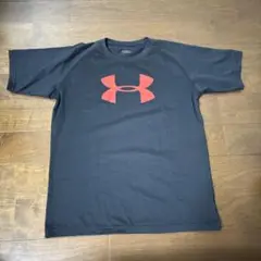 Under Armour YXL 160サイズ　Tシャツ 黒/赤　キッズ