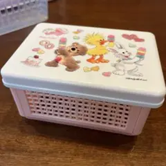 Item thumbnail for item f93cb886-5e6a-46dc-bcf2-04cb7e1f51e1