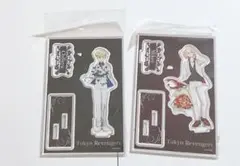 東京リベンジャーズ アクリルスタンド　松野千冬　佐野万次郎　スーツ　花束