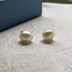 バロック淡水パールピアス
