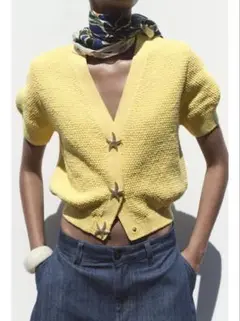 (8月13日〜17日発送停止)ZARA 星ボタン付きニットカーディガン　M