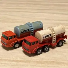 トミカ ふそうトラック LPガス 2台セット No.7,90,91 1/127