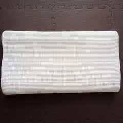 【匿名配送】ニトリ 3次元立体構造まくら(Nジオ ウェーブ) 洗濯可能