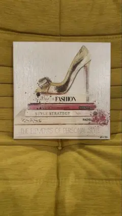 オリバーガル　GOLD SHOE AND FASHION BOOKS ピンヒール