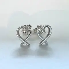 ティファニーピアス ラビングハート