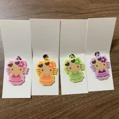 日焼けキティ セリア ラバーストラップ ピンク オレンジ グリーン パープル