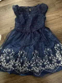 ネイビー刺繍フレアドレス