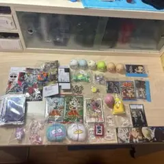超お得　ジャンル色々まとめ売り　ガンダム　サンリオ　ワンピース　開運コロシアム