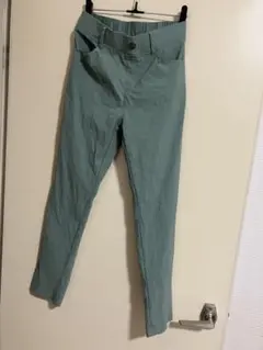 ストレッチミントグリーン スキニーパンツ Sサイズ
