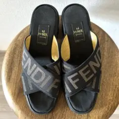 FEND フェンディ　サンダル　ヴィンテージ