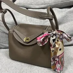 ブラウンレザーショルダーバッグ スカーフ付き
