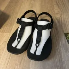 リグ　ムグー　リカバリーサンダル