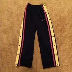 Nike スナップボタン付きパンツ Mサイズ