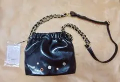 MARY QUANT ビジュー付き黒ドローストリングショルダーバッグ