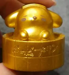金色　ポムポムプリン　フィギュア