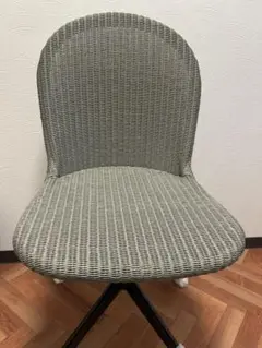 YANN SWIVEL CHAIR / VINCENT SHEPPARD