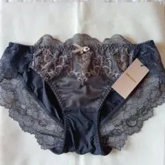 Item thumbnail for item bdcf9844-1bf9-485e-ab9b-15e8c10bf79b