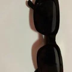 ブラック サングラス