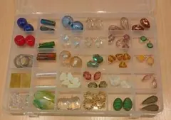 【送料込】ビンテージビーズ・いろいろビーズセット