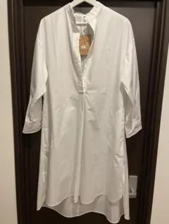 ⭐️タグ付き新品⭐️ 無地白ロングシャツ