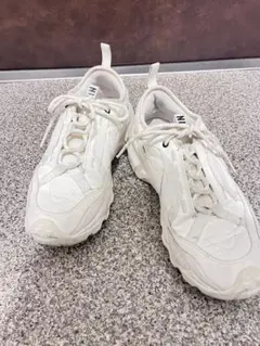 NIKE ホワイト スニーカー