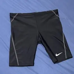 ナイキ　水着　ブラック　160cm