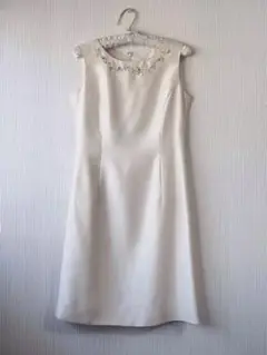 Item thumbnail for item 107d70cf-9fb4-43d3-b0db-898e38f7d4e6