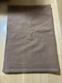 イヴ・サンローラン　100% wool 毛布