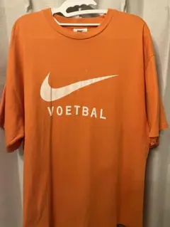 Nike オレンジ Tシャツ
