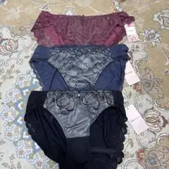 新品未使用　tutuanna チュチュアンナ　ショーツ Mサイズ　黒　赤　紺