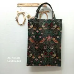 A4トートバッグ　ラミネート　ウィリアム・モリス