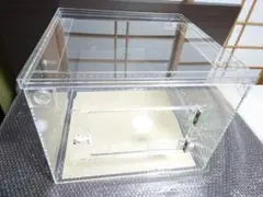 アクリルケージ
