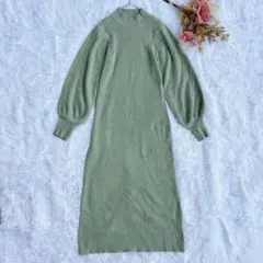 Item thumbnail for item ca61b996-32b1-40a5-8870-6b87e367d68a