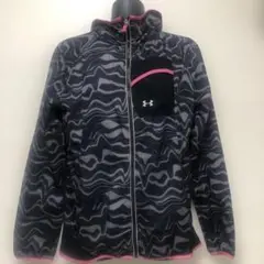 Under Armour ウィンドブレーカー フード付き