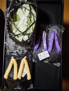 Item thumbnail for item 8a9bb64e-8634-4222-8e9b-ced3b61cd35a