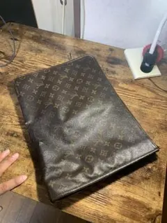 Item thumbnail for item 0472e68d-bd81-47d9-b9f0-72aec9d20baf