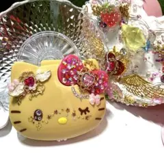 キティ ハローキティ 小物入れ　つけまつげ ケース　日焼けキティ　デコ ストーン