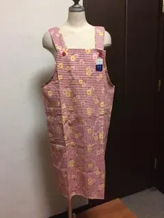 未使用 保管品     赤チェックエプロン