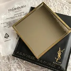 【新品未開封】イヴサンローラン PUスムースレザー ケース付 スクエア ミラー