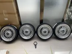 激レア 美品 BBS RS045 15インチ 6J 新タイヤ4穴 PCD100 激レア 美品 BBS RS045 15インチ 6J 新タイヤ4穴 PCD100 - メルカリ