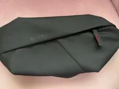 【美品】LiberFlyer FARIE リバーフライヤーボディバッグ通常サイズ