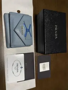 PRADA 財布