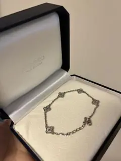 クローバーモチーフ　ブレスレット