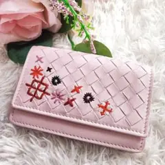 希少 ボッテガヴェネタ カードケース イントレチャート 刺繍 花柄 結晶 レザー