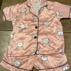 ウサギ柄 ピンク サテンパジャマ 120