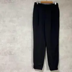 ユニクロ　大きいサイズ　裾ゴム　スラックス　黒　センタータック　セレモニー